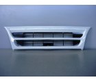 IZ02-0114 (89700-94624)* ISUZU ELF 1993-03, РЕШЕТКА РАДИАТОРА (КИТАЙ) Узкая кабина