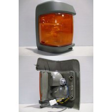 MZ10-0103D-R (33-96)* MAZDA BONGO BRAWNY 1999-10, ГАБАРИТ R ( Китай) Желтый