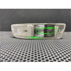 TY11-0204B-R-U (212-1682)* TY RAV4 1998-00, ПОВОРОТ В БАМП С ТУМАНКОЙ R (Китай)Белый,Уценка потёрт