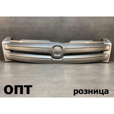 TY40-0111G (53111-52190)* TOYOTA IST (60) 2002-05, РЕШЕТКА РАДИАТОРА (Китай) Серая