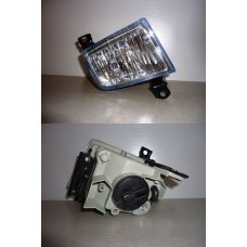 TY04-1504R (212-2025)* TOYOTA HIACE 1999-04, ТУМАНКА R (Китай) 3 ряда сидений