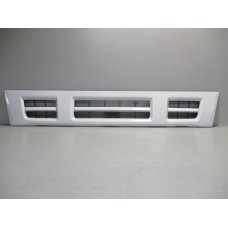 IZ07-0114B*  ISUZU ELF 2002-07, РЕШЕТКА РАДИАТОРА  (Китай) Широкая кабина