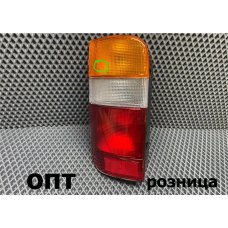 TY04-0302L-U (212-1951)* TOYOTA HIACE 1993-96, СТОП L (Китай) Уценка трещина