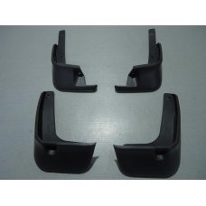 TY58-0226K* TOYOTA RACTIS (P120) 2010-16, БРЫЗГОВИКИ 4шт. (Китай) Черные