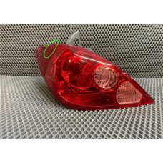 115-1925L-UE-U* NISSAN TIIDA (11) 2004-2007, СТОП L (Тайвань) Уценка трещина